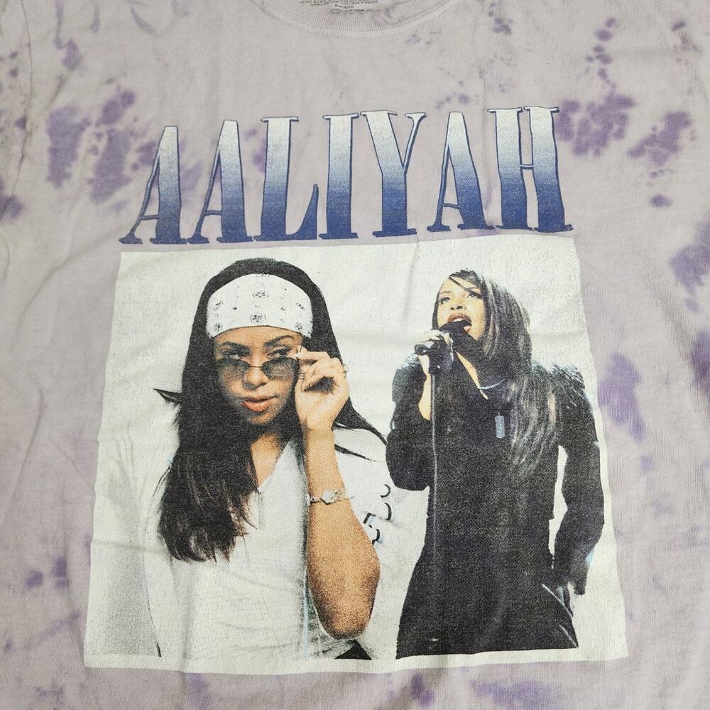 Aaliyah Music Artist Lavender Purple Tie-Dye Short Sleeve T-Shirt Women's Size L